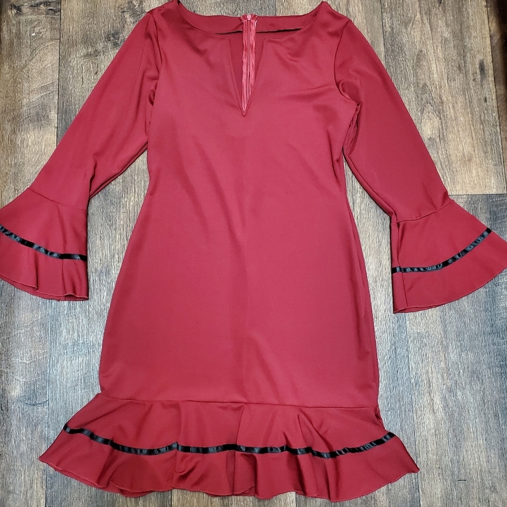 NWOT Sidefeel | Ruffle Mini dress
